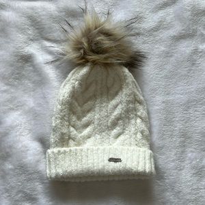 hollister beanie